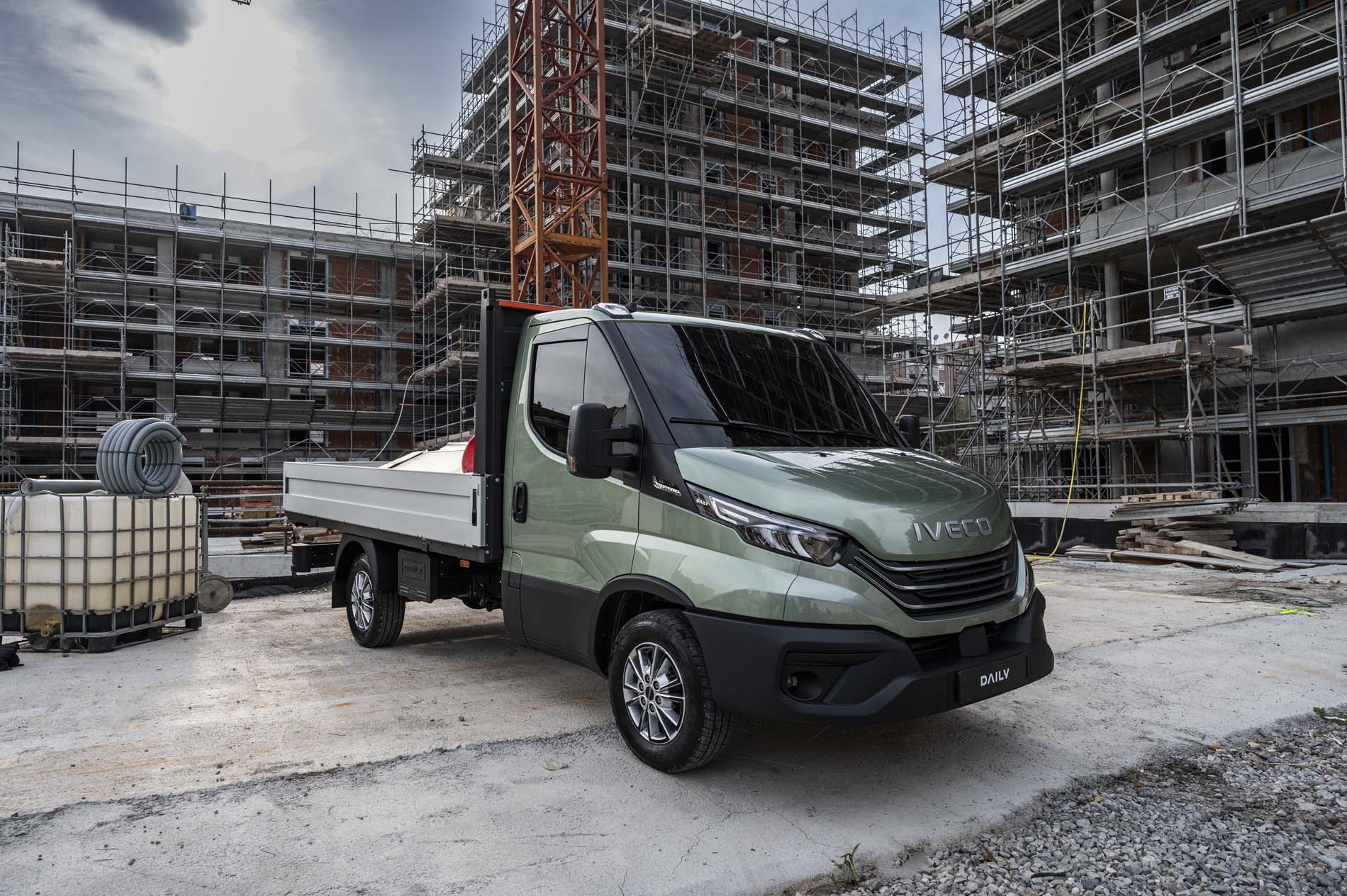 photo iveco daily benne location ellan